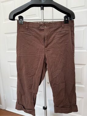 Bandolino Brown Roll-Cuff Capri Pants